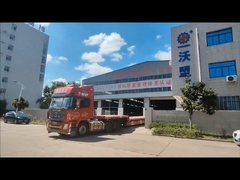 忙しい一日、生理用ショーツの機械が無事納品されました。